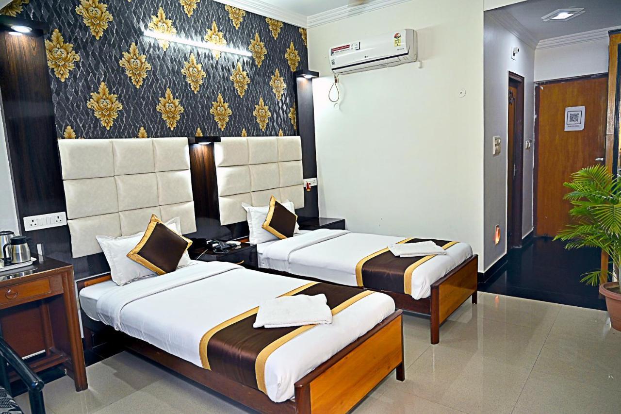 Hotel Rajhans International Bhagalpur Ngoại thất bức ảnh